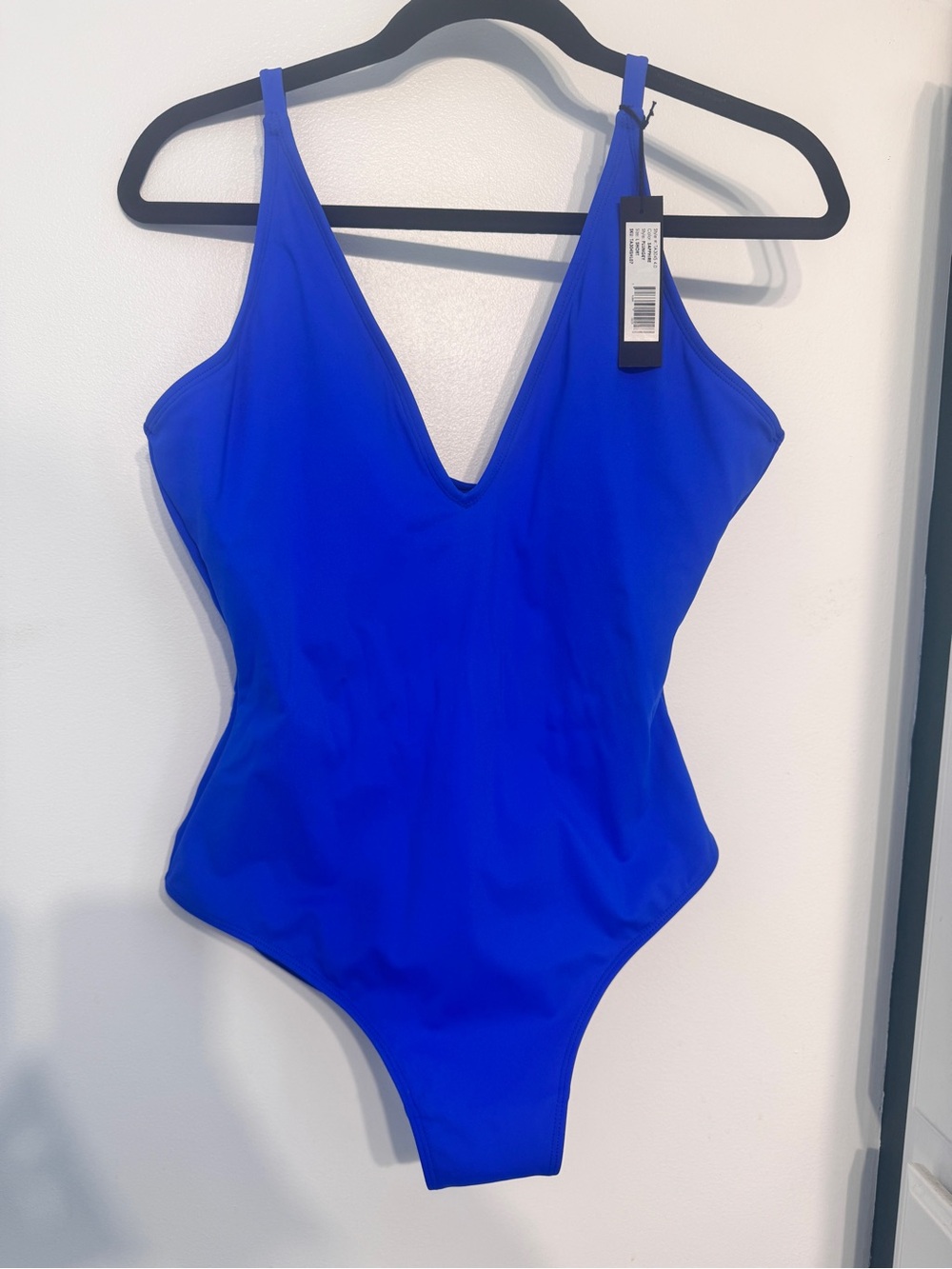 Ta3 Plungey One-Piece Swimsuit, Large-Short